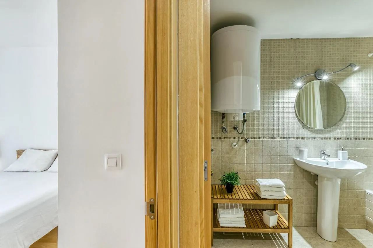 Apartamento Aquamarina 103 Rosas