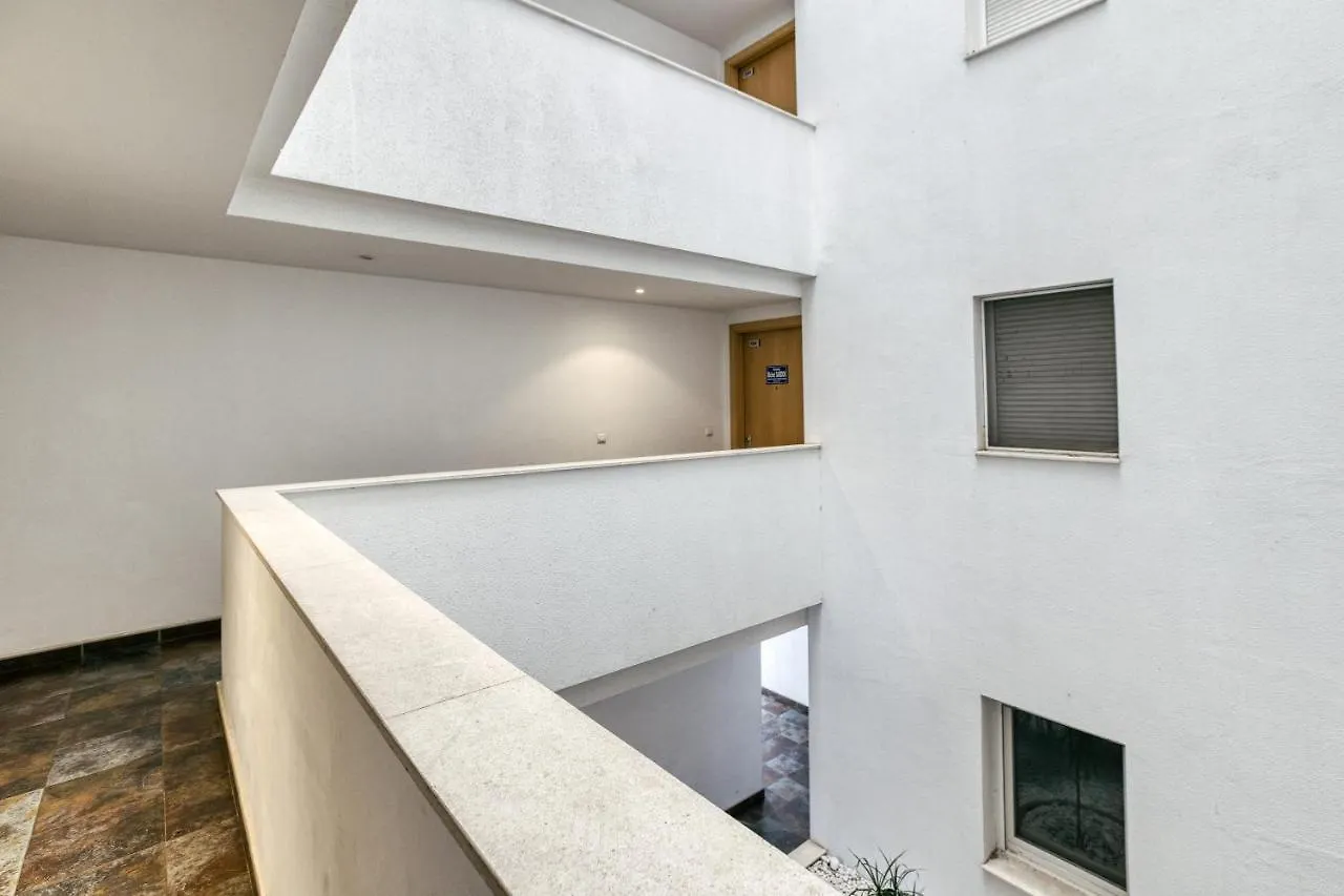 Apartamento Aquamarina 103 Rosas